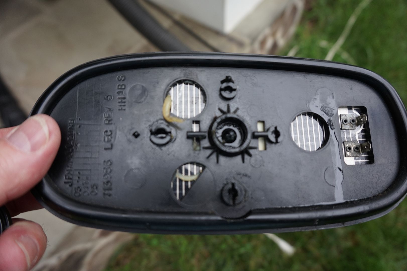 How do the C5 side mirrors come apart?? Page 2 CorvetteForum